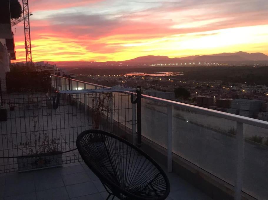 Nova Beach Super Cool Seaview Apartment サンタ・ポラ エクステリア 写真