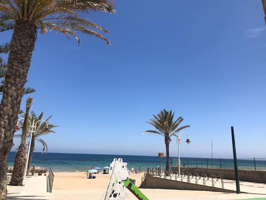 Nova Beach Super Cool Seaview Apartment サンタ・ポラ エクステリア 写真