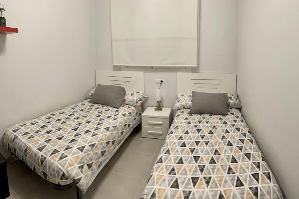 Nova Beach Super Cool Seaview Apartment サンタ・ポラ エクステリア 写真
