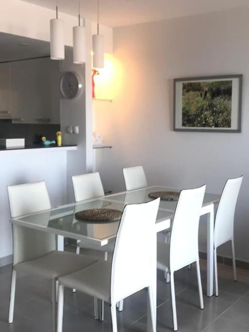 Nova Beach Super Cool Seaview Apartment サンタ・ポラ エクステリア 写真
